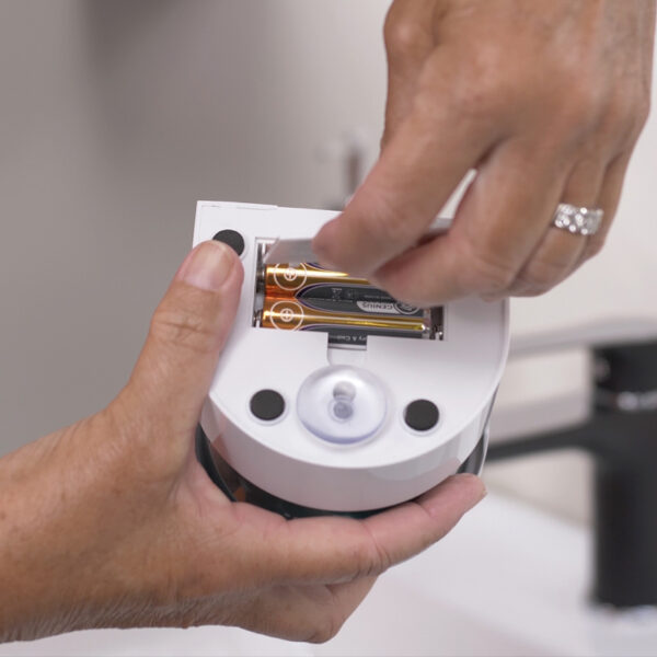 Bac nettoyant pour dentier – Micro-vibrations